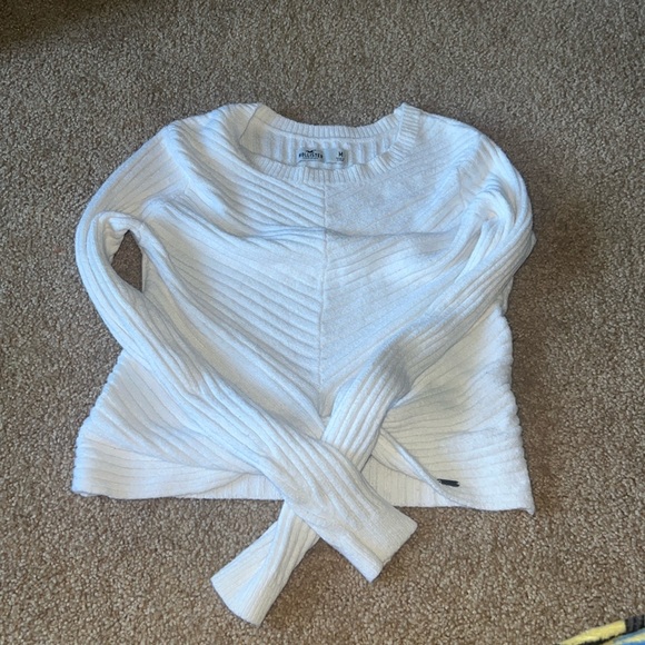 Hollister White Crop Sweater - Picture 1 of 3